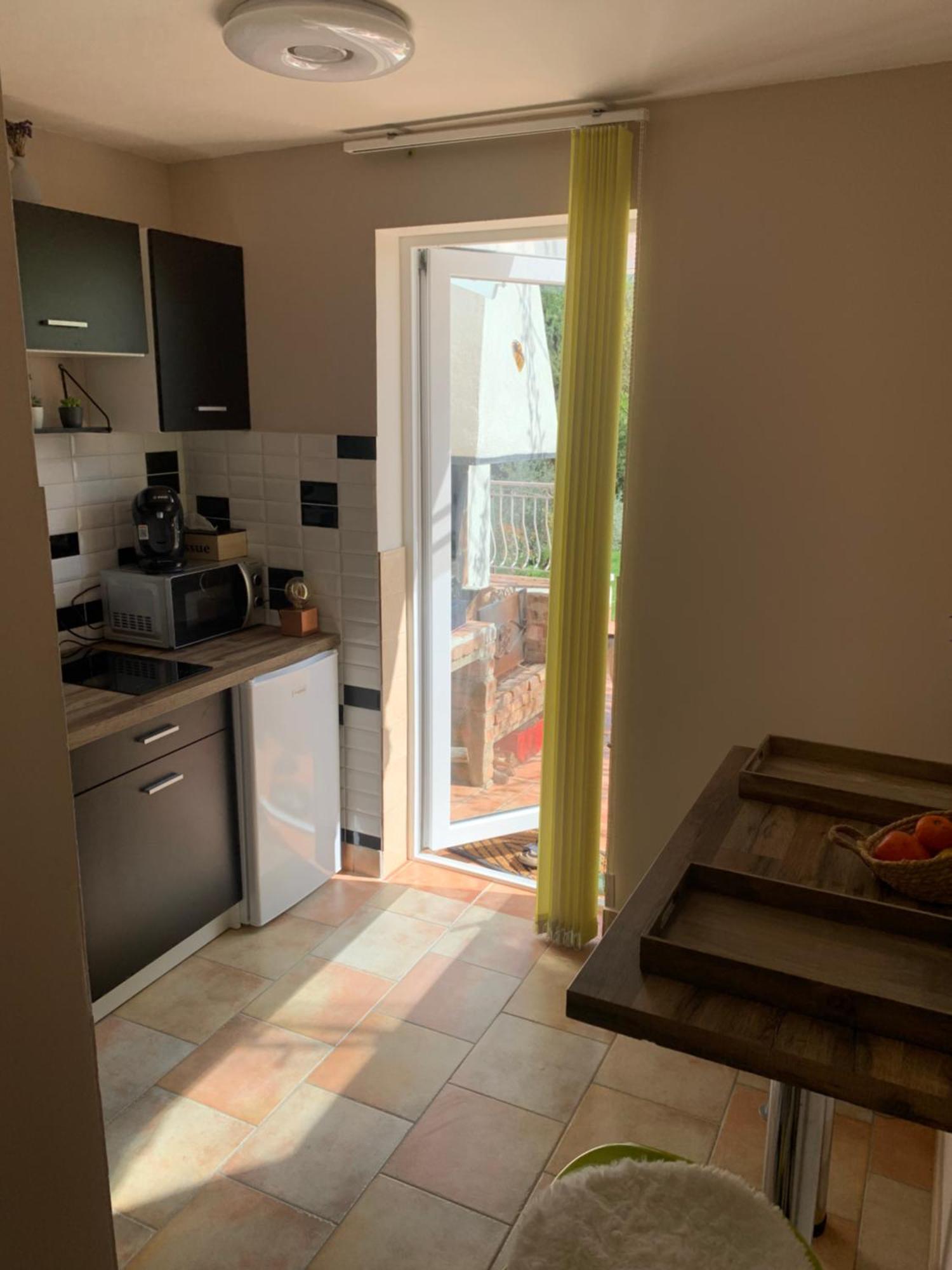 Sous Les Chenes Hotel Saint-Martin-de-Bromes Bagian luar foto